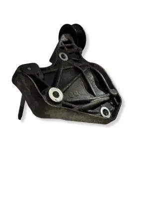 Dodge RAM 1500 DS A/C compressor mount bracket 90513407G