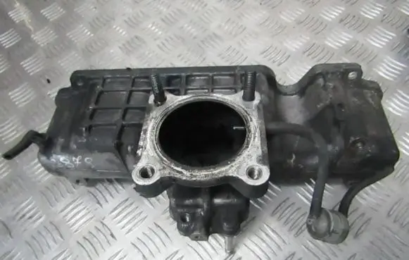 Toyota Corolla Verso AR10 Intake manifold 171110r010 17111-0r010