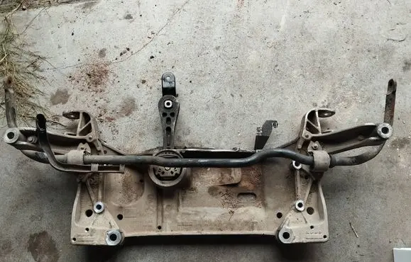 Volkswagen Touran I Front subframe 1K0199369G 15092003