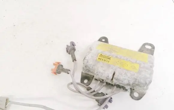 Renault Laguna I Airbag control unit/module 7700845625c 550288800