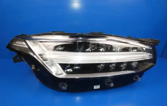 Volvo XC90 Headlight/headlamp 31446689 89909028
