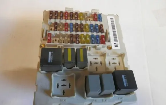 Ford Focus Gateway control module 2M5T14A073BEMK1