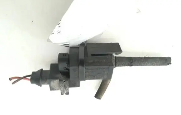 BMW 5 E60 E61 Turbo solenoid valve 1742712 7.22341.00