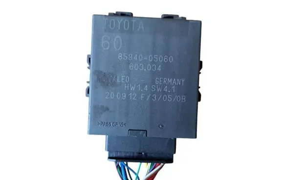Toyota Avensis T270 Window wiper relay 8594005060