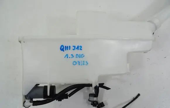 Nissan Qashqai J12 Windshield washer fluid reservoir/tank 289106UA0A