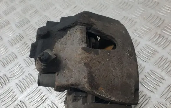 Opel Zafira B Front brake caliper