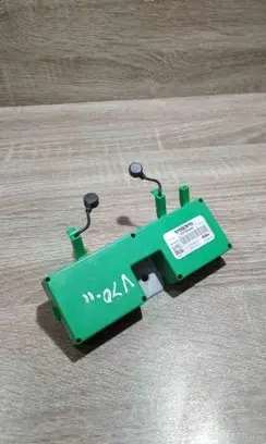 Volvo XC70 Aerial antenna amplifier 30752896 28036395