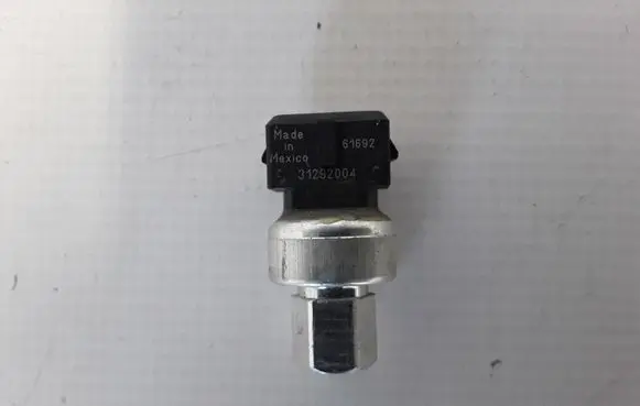 Air conditioning (A/C) pressure sensor