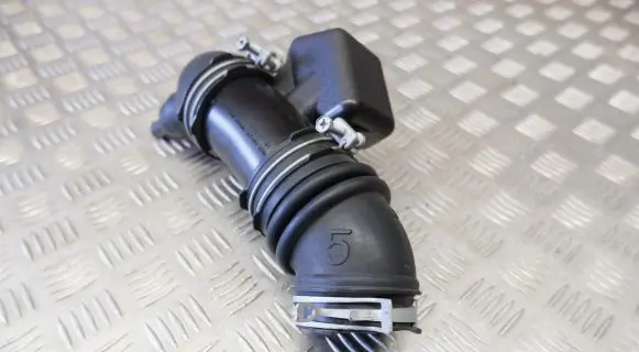 Toyota Prius+ (ZVW40) Air intake duct part 1788037100 1789437010 1788237040