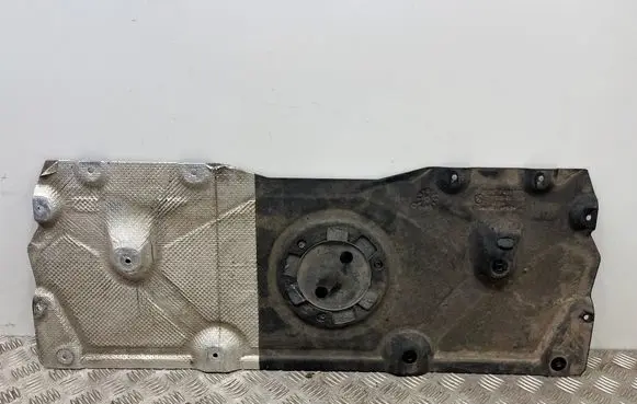BMW 2 G42 Engine splash shield/under tray 7423177