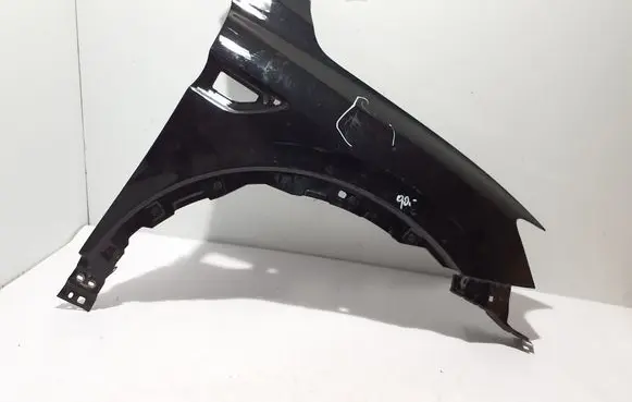 Renault Arkana Fender 631005451R