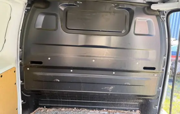 Citroen Jumpy Partition between cabin 
