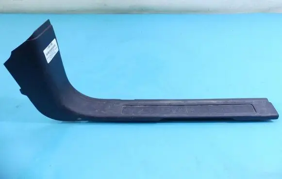 Land Rover Discovery Sport Foot area side trim FK72-02348-AE IMPRK1309586