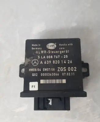 Mercedes-Benz Vito Viano W639 Light module LCM A6398201426