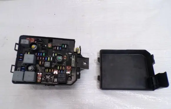 Fuse box set