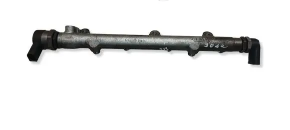 BMW 1 E81 E87 Fuel main line pipe 7787164
