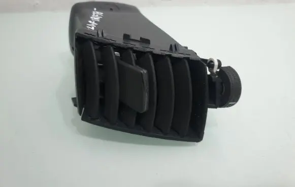 Opel Zafira B Dash center air vent grill 13144402