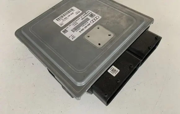 Audi Q5 SQ5 Engine control unit/module 8R0907559G 8F0907559A