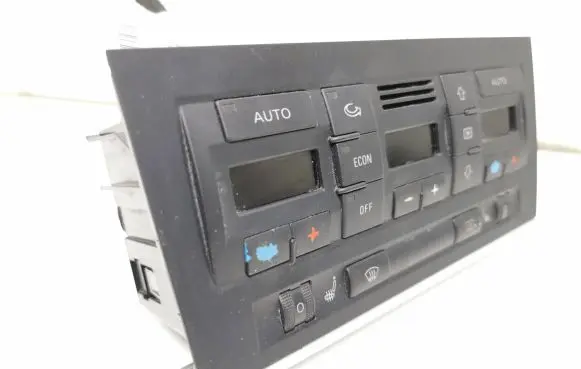 Audi A4 S4 B7 8E 8H Climate control unit 8E0820043AK 8E0820043AKQ 0174739