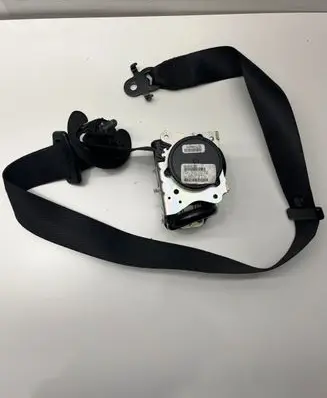 BMW X5 F15 Front seatbelt 624640100C R16132950N5 HW096781S