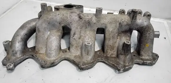 Nissan Patrol Y61 Intake manifold