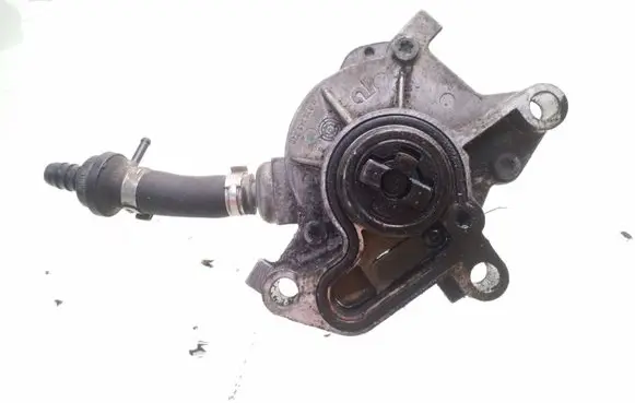 Audi A3 S3 8L Vacuum pump 038145101