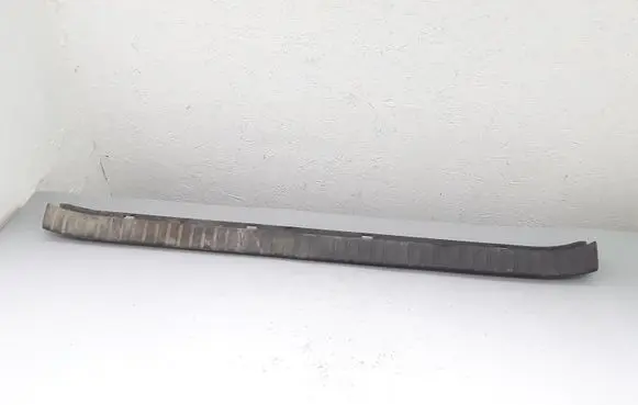Toyota RAV 4 (XA30) Trunk/boot sill cover protection 5838742050