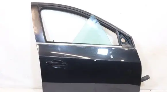 Chevrolet Cruze Front door 