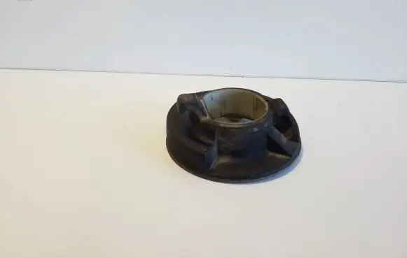 Land Rover Evoque II Rear coil spring rubber mount 