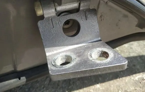 Peugeot 607 Rear door lower hinge