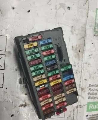Fuse box set