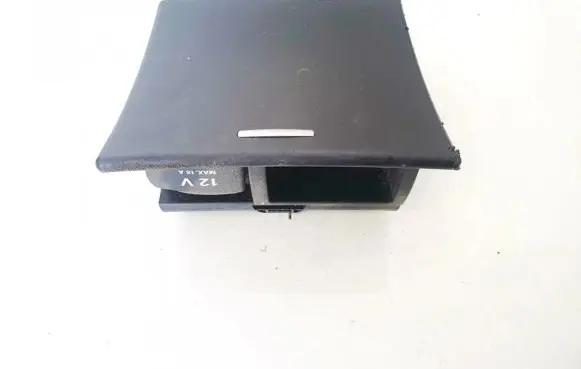 Mercedes-Benz E W212 Car ashtray 081715