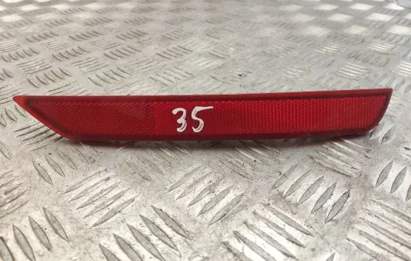 Subaru Forester SH Rear tail light reflector