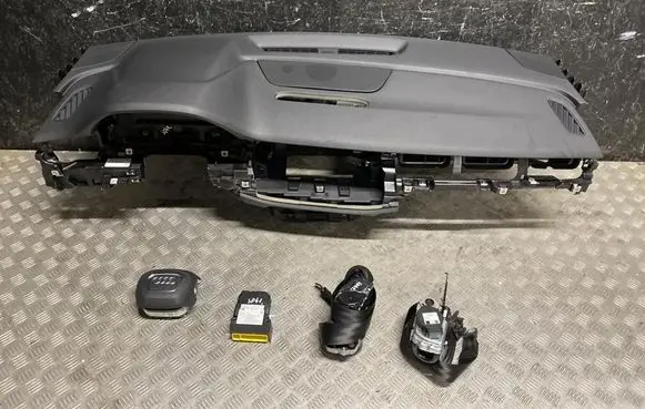 Audi Q7 4M Dashboard 4M1857001AB