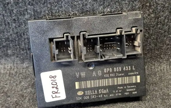 Audi A3 S3 8P Comfort/convenience module 8P0959433L