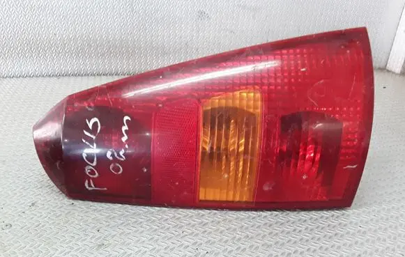 Ford Focus Rear/tail lights 1M5113404