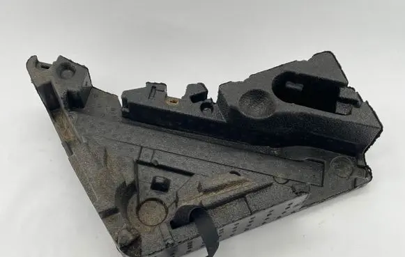 Volkswagen Touareg I Tool box 7L0012112