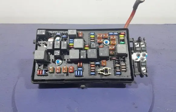 Opel Insignia A Fuse box set 22933569