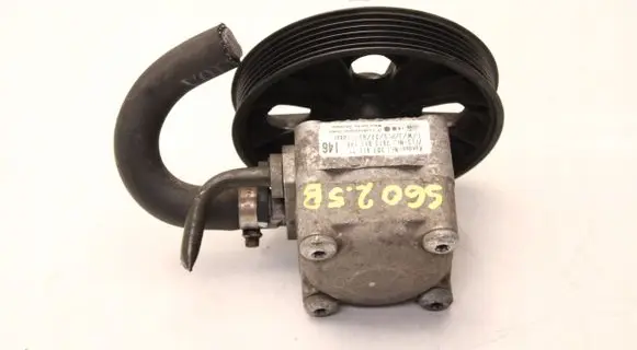 Volvo S60 Power steering pump 30741121