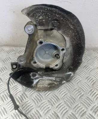 BMW 1 E81 E87 Front wheel hub 6773210