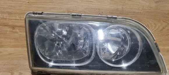 Volvo S40, V40 Headlight/headlamp 30899879