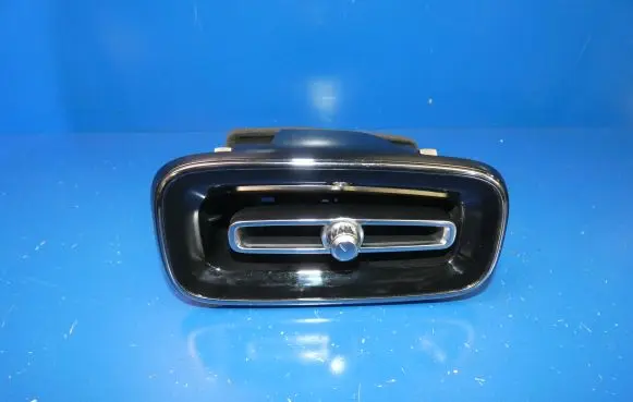 Volvo XC40 Dashboard side air vent grill/cover trim