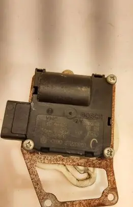 Audi A8 S8 D3 4E A/C air flow flap actuator/motor 0132801369 4F0820511B