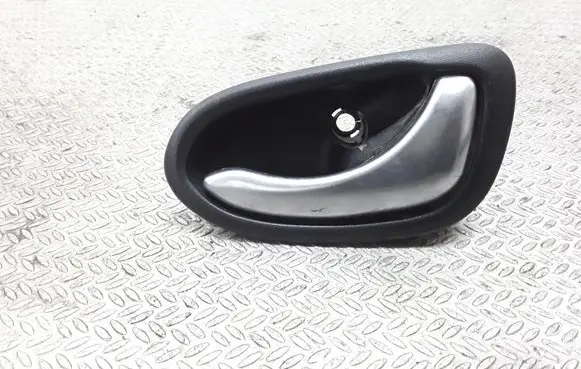 Nissan Primera Rear door interior handle
