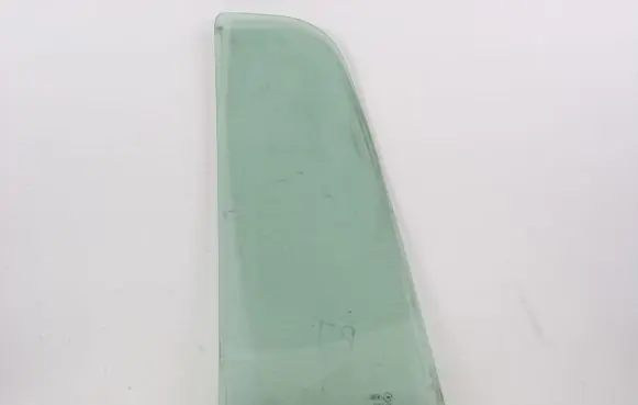 KIA Sportage Rear side window