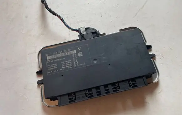 BMW 5 F10 F11 Light module LCM 002000000
