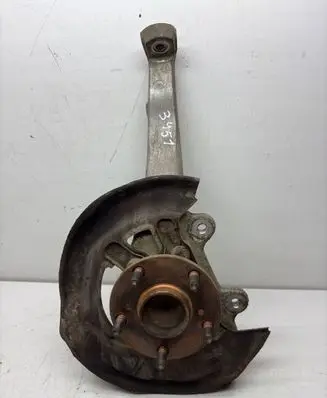 Lexus IS 220D-250-350 Front wheel hub spindle knuckle