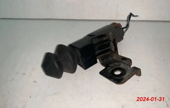 Nissan Qashqai+2 Bonnet alarm switch sensor 