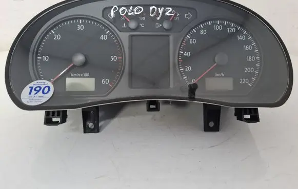 Volkswagen Polo IV 9N3 Speedometer (instrument cluster) 6Q0920823E