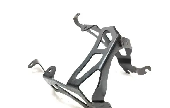Volkswagen Touareg II Power steering pump mounting bracket 7P0423380 214001S